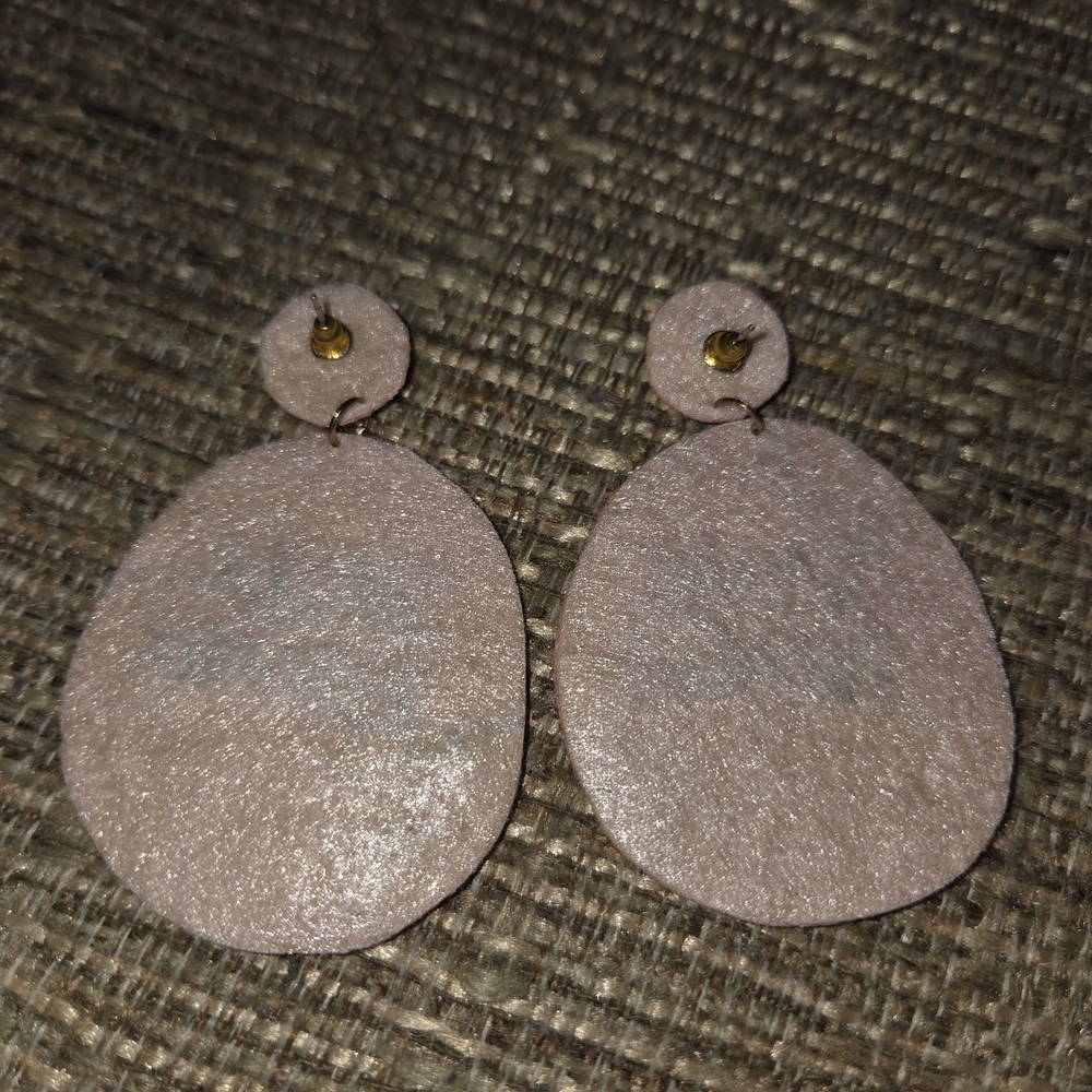 Pink Easter "He's Risen" Beaded Earrings - image 4